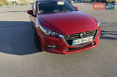 Седан Mazda 3 2018 в Києві