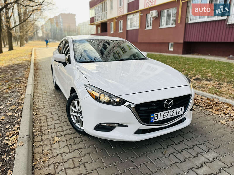 Седан Mazda 3 2017 в Полтаве