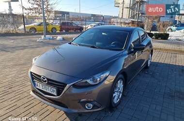 Седан Mazda 3 2014 в Киеве