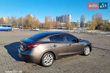 Седан Mazda 3 2014 в Киеве