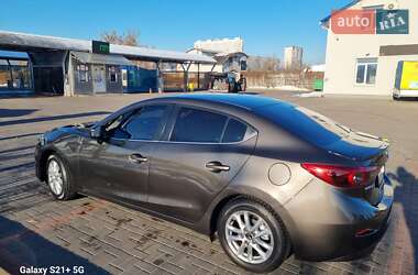 Седан Mazda 3 2014 в Киеве