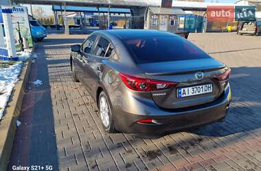 Седан Mazda 3 2014 в Киеве