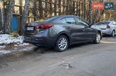 Седан Mazda 3 2017 в 