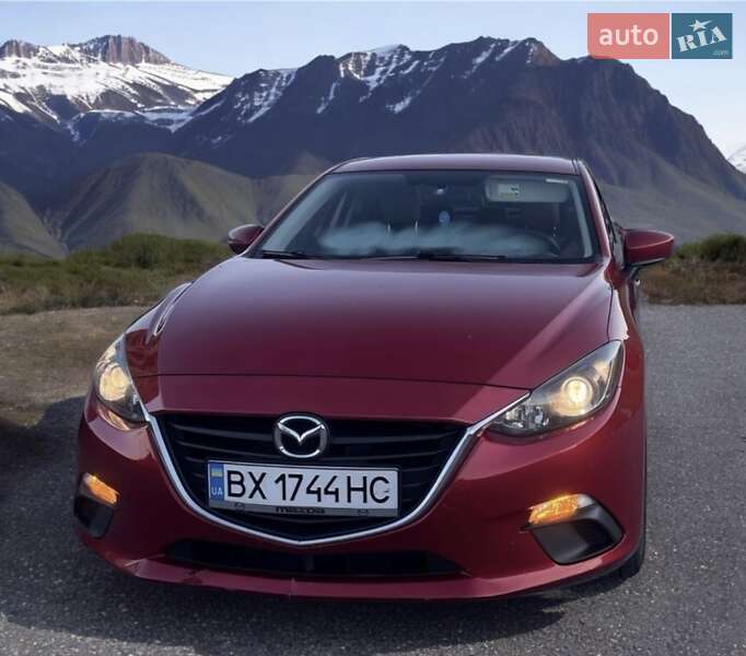 Седан Mazda 3 2016 в Хмельницком