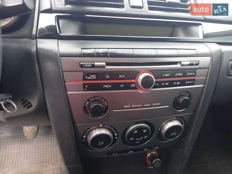 Хетчбек Mazda 3 2007 в Каневі