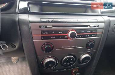 Хэтчбек Mazda 3 2007 в 
