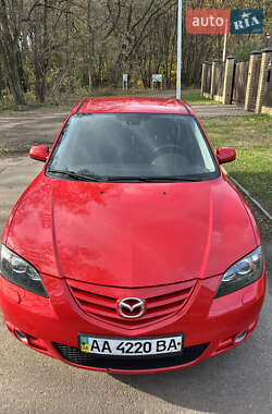 Седан Mazda 3 2005 в Чернигове