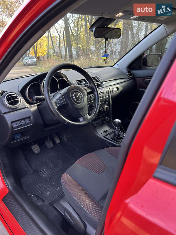 Седан Mazda 3 2005 в Чернигове