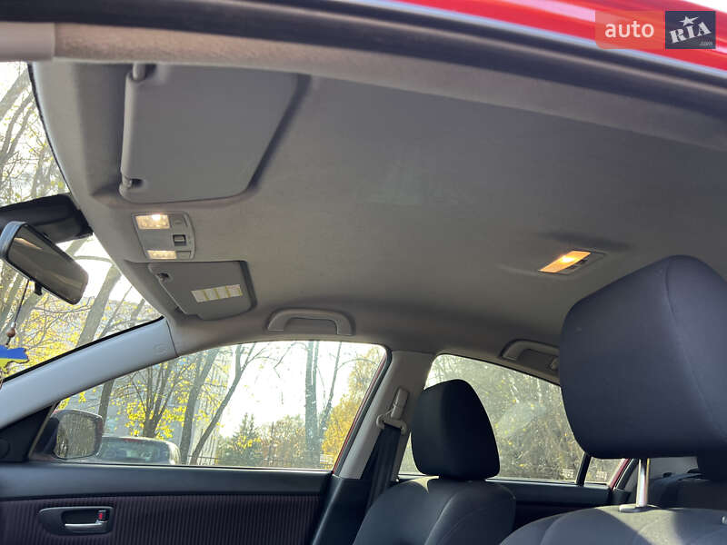Седан Mazda 3 2005 в Чернигове