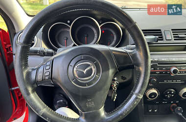 Седан Mazda 3 2005 в Чернигове