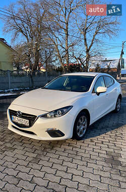 Седан Mazda 3 2016 в Львові