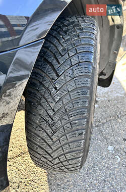 Хэтчбек Mazda 3 2008 в 