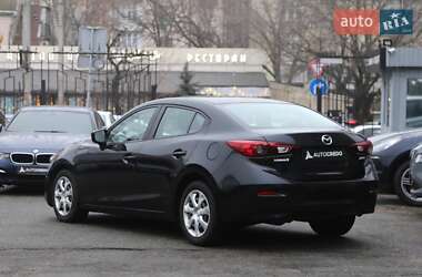 Седан Mazda 3 2016 в Києві