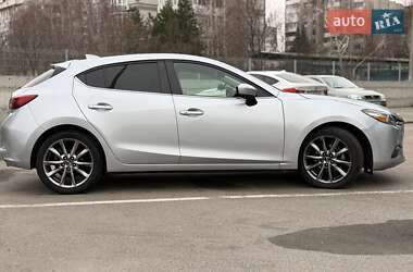 Хетчбек Mazda 3 2018 в Запоріжжі