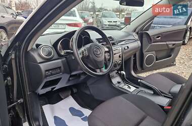 Хэтчбек Mazda 3 2008 в Смеле