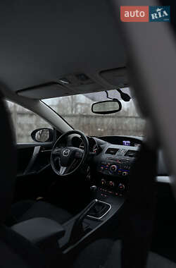 Хетчбек Mazda 3 2013 в Шостці