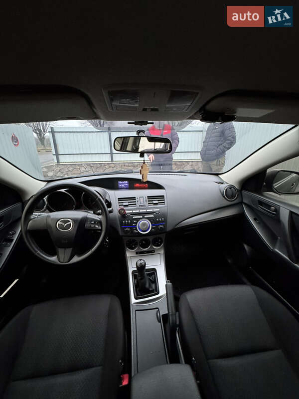 Хэтчбек Mazda 3 2009 в Богуславе