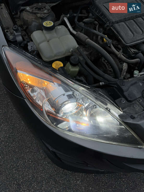 Хэтчбек Mazda 3 2009 в Богуславе