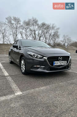 Хэтчбек Mazda 3 2018 в Киеве