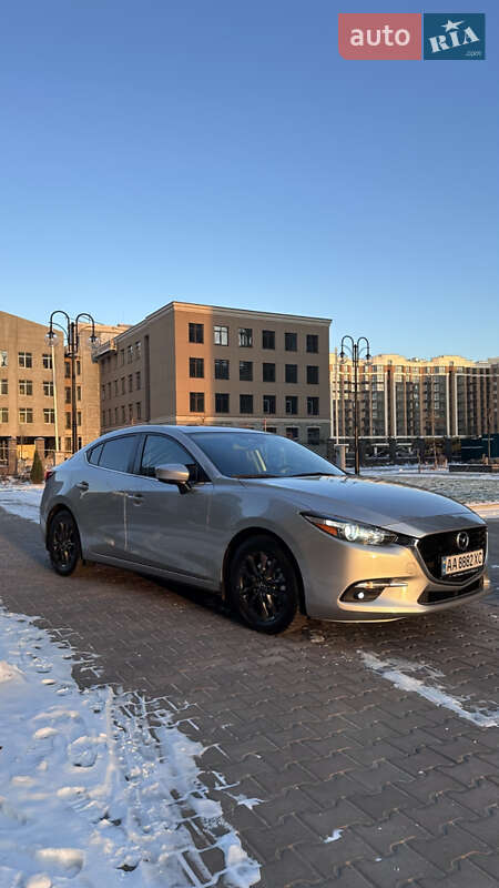 Седан Mazda 3 2016 в Києві