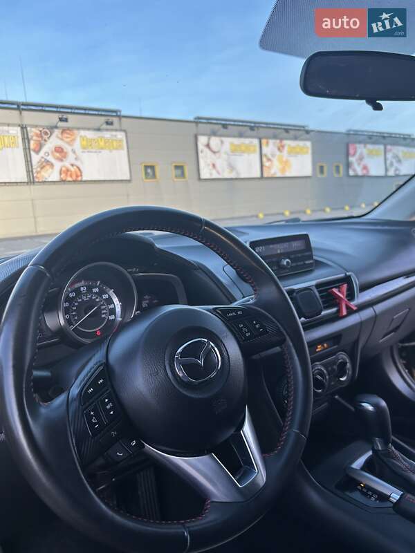 Седан Mazda 3 2013 в Киеве