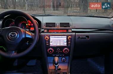 Седан Mazda 3 2006 в 