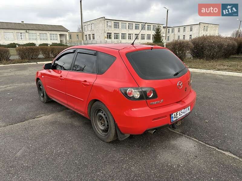 Хэтчбек Mazda 3 2007 в Синельниково