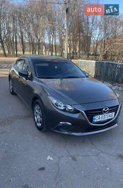 Седан Mazda 3 2014 в Яготині