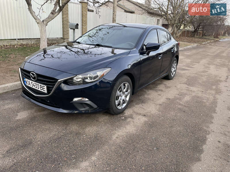 Седан Mazda 3 2013 в Киеве