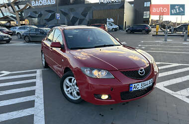 Седан Mazda 3 2004 в Луцьку