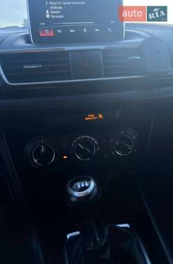 Хэтчбек Mazda 3 2016 в 