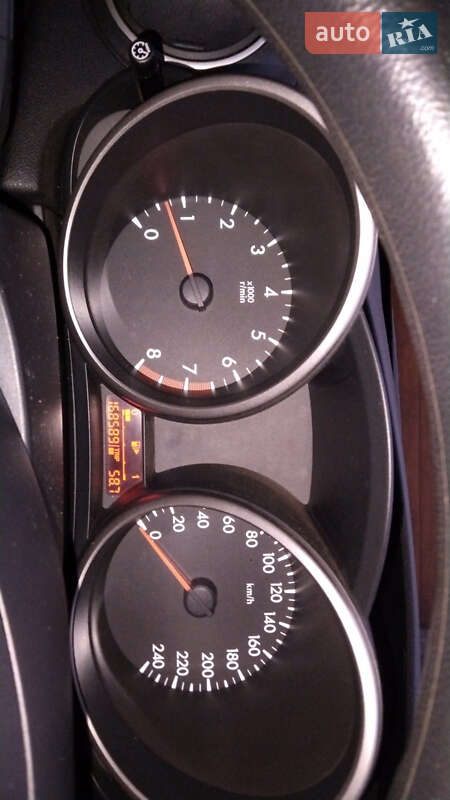 Седан Mazda 3 2010 в Иршаве