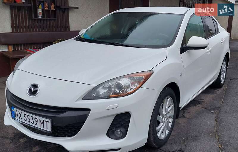 Mazda 3 2012