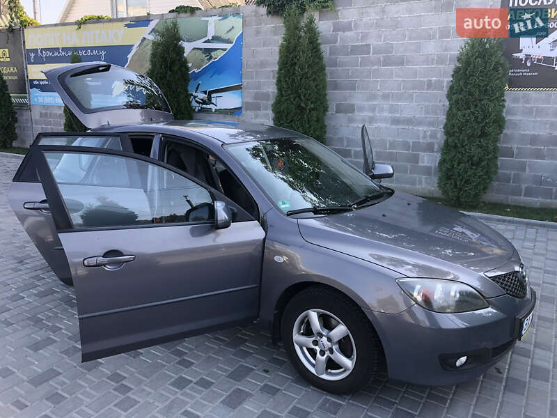 Хэтчбек Mazda 3 2007 в Кропивницком