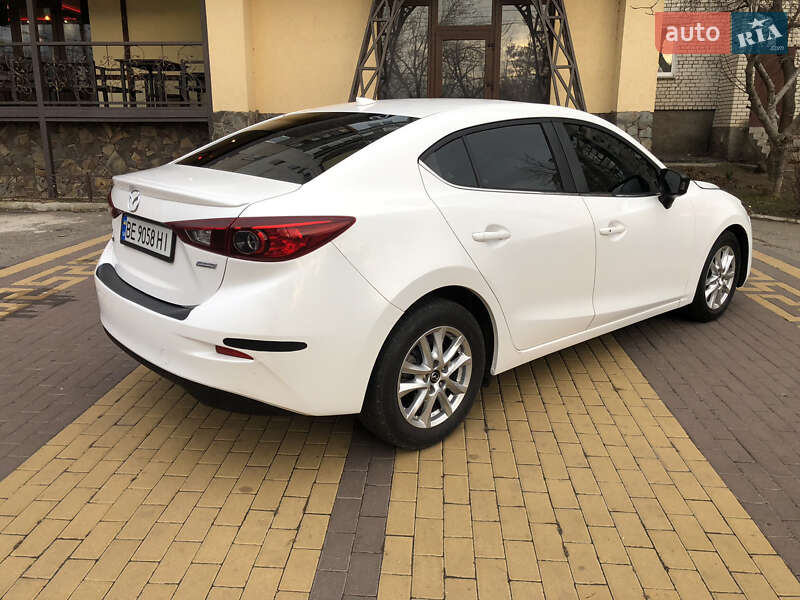 Седан Mazda 3 2015 в Одесі