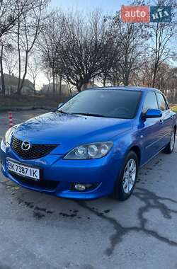 Хетчбек Mazda 3 2004 в Рівному