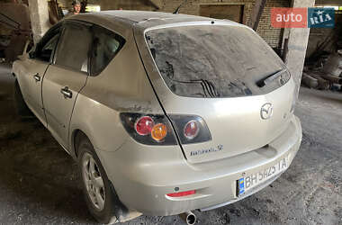 Хэтчбек Mazda 3 2006 в 