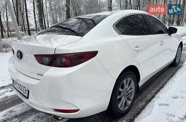 Седан Mazda 3 2022 в Охтирці