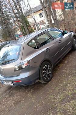 Хетчбек Mazda 3 2006 в Чернівцях