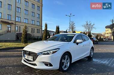 Хетчбек Mazda 3 2017 в Коломиї