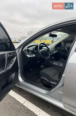 Седан Mazda 3 2013 в 