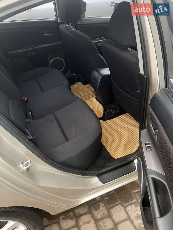 Седан Mazda 3 2007 в Новомосковске