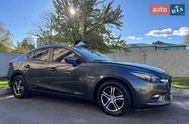 Седан Mazda 3 2017 в 