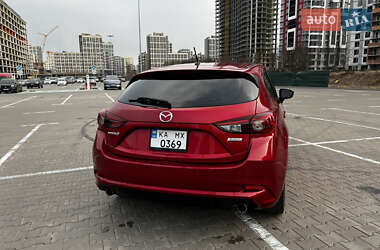 Хэтчбек Mazda 3 2016 в 