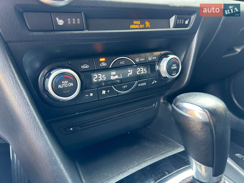 Хэтчбек Mazda 3 2014 в Харькове