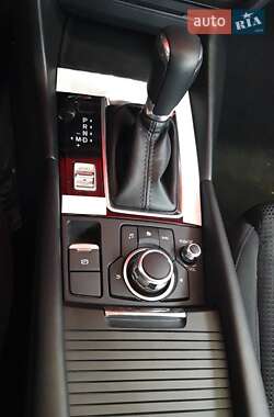 Седан Mazda 3 2018 в 
