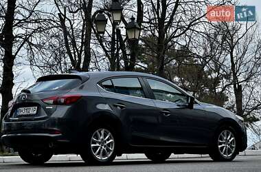 Хэтчбек Mazda 3 2016 в Одессе