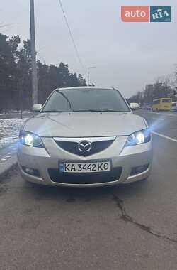 Седан Mazda 3 2006 в Киеве