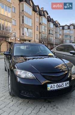 Седан Mazda 3 2007 в Ужгороді