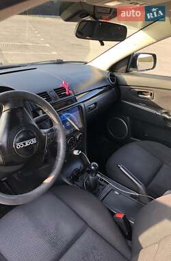 Седан Mazda 3 2007 в Ужгороді